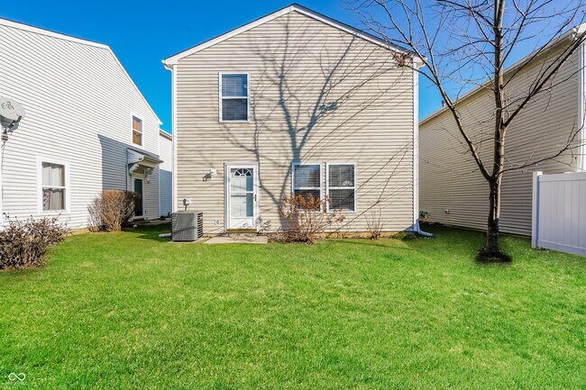 Building Photo - 1290 Freemont Ln