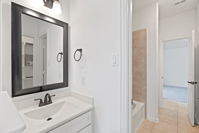 Building Photo - 3519 Satton Ranch Ln