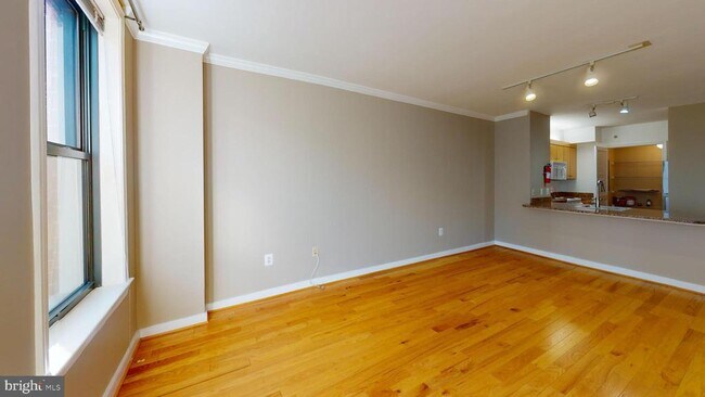 Building Photo - 631 D St NW