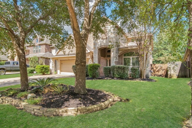Building Photo - Welcome home to this beautiful home in the...