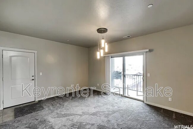 Building Photo - 203 Jordan Ridge Boulevard