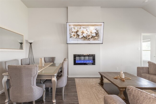 Building Photo - 7105 Pampas Pl