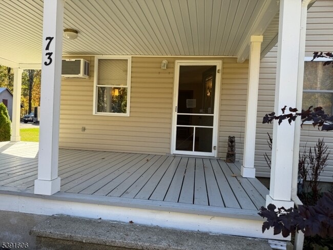 Building Photo - 73 Kiel Ave