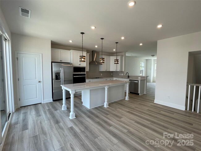 Building Photo - 5005 Layman Dr
