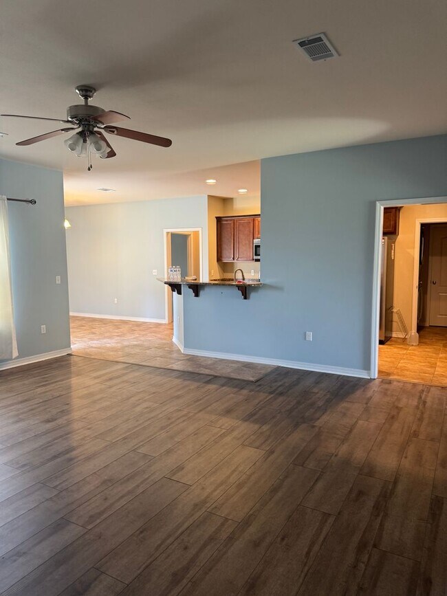 Building Photo - 156 Creve Core Dr
