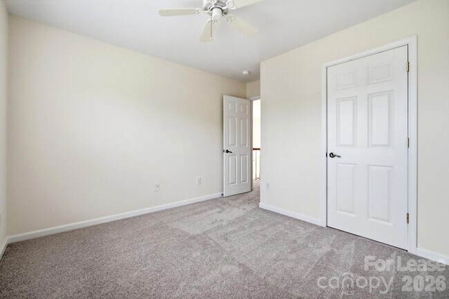 Building Photo - 16903 Hampton Trace Rd