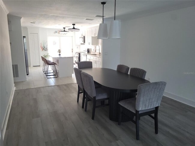Building Photo - 555 Boca Ciega Point Blvd S
