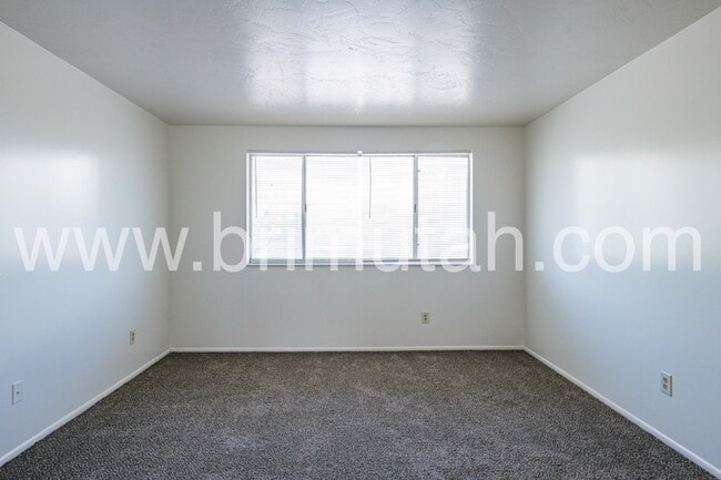 Building Photo - 4727 S 1300 E