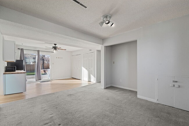 Building Photo - 1438 Laurette Dr