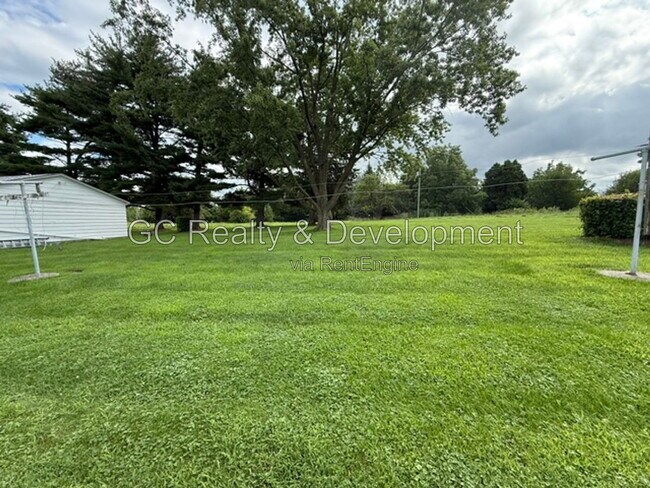 Building Photo - 33W249 Butterfield Rd