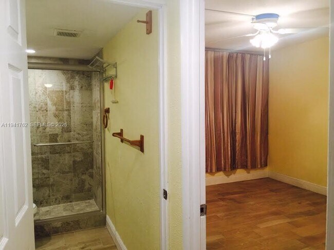 Building Photo - 6855 Abbott Ave