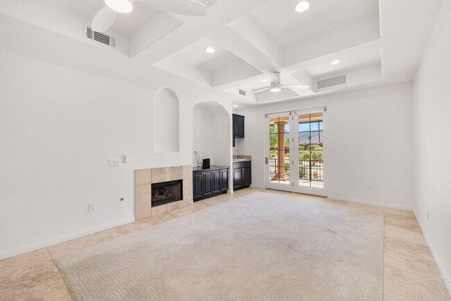 Building Photo - 2801 Via Calderia