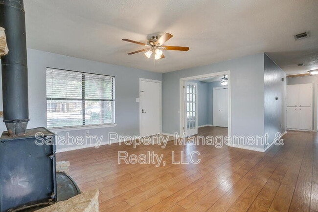 Building Photo - 1113 Gifford Dr