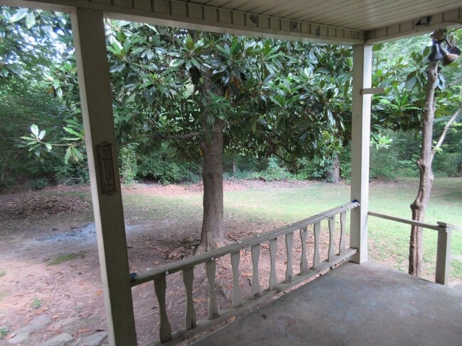 Building Photo - Yadkinville for rent!!