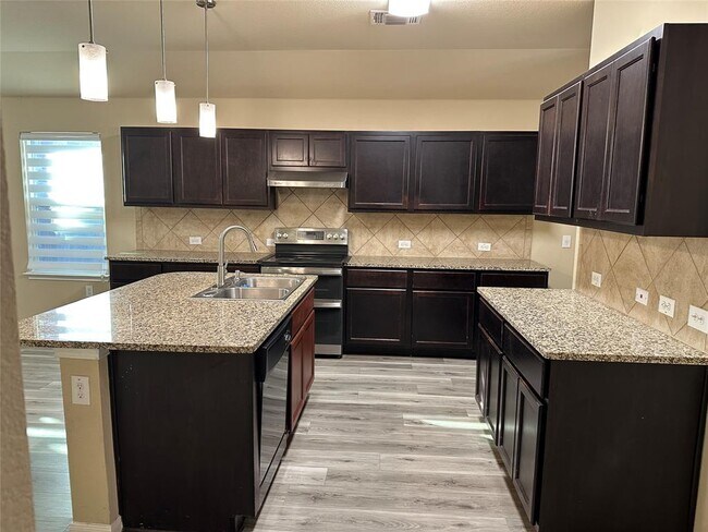 Building Photo - 3505 Stephans St