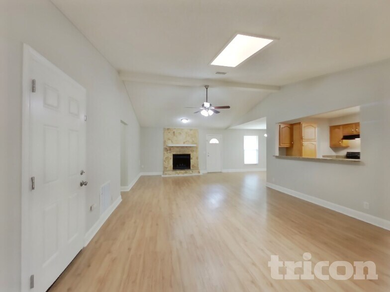 Building Photo - 6047 Carla Ct