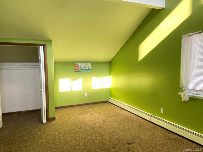 Building Photo - 38 Edmunds Ln