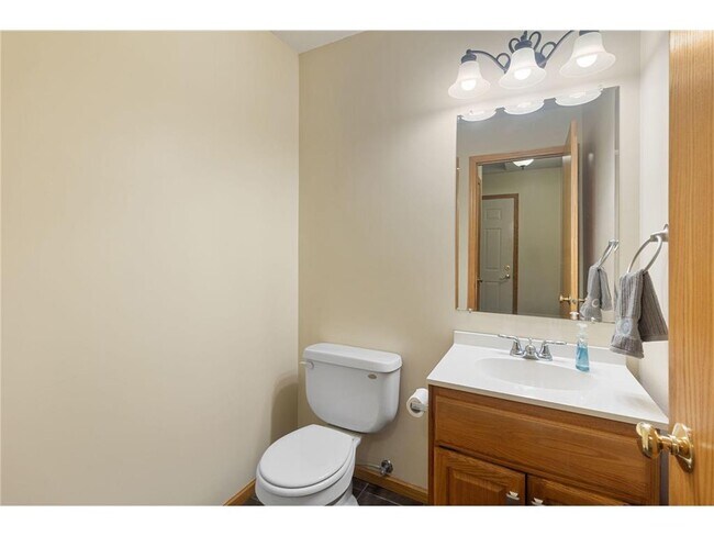 Building Photo - 7626 Fox Creek Ct