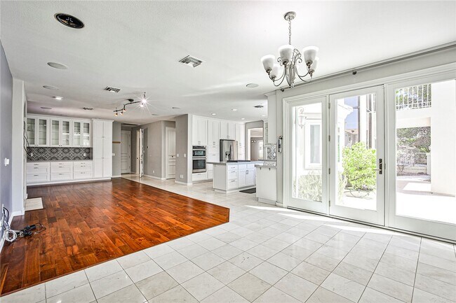 Building Photo - 3137 Beach View Ct