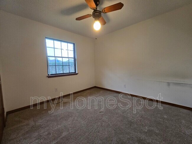 Building Photo - 2457 Cavalla Loop