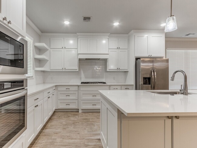 Building Photo - 1463 Hickory Trl