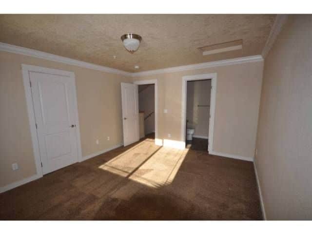 Building Photo - 2-Bed 2-Bath Townhome in Sendero Subdivision