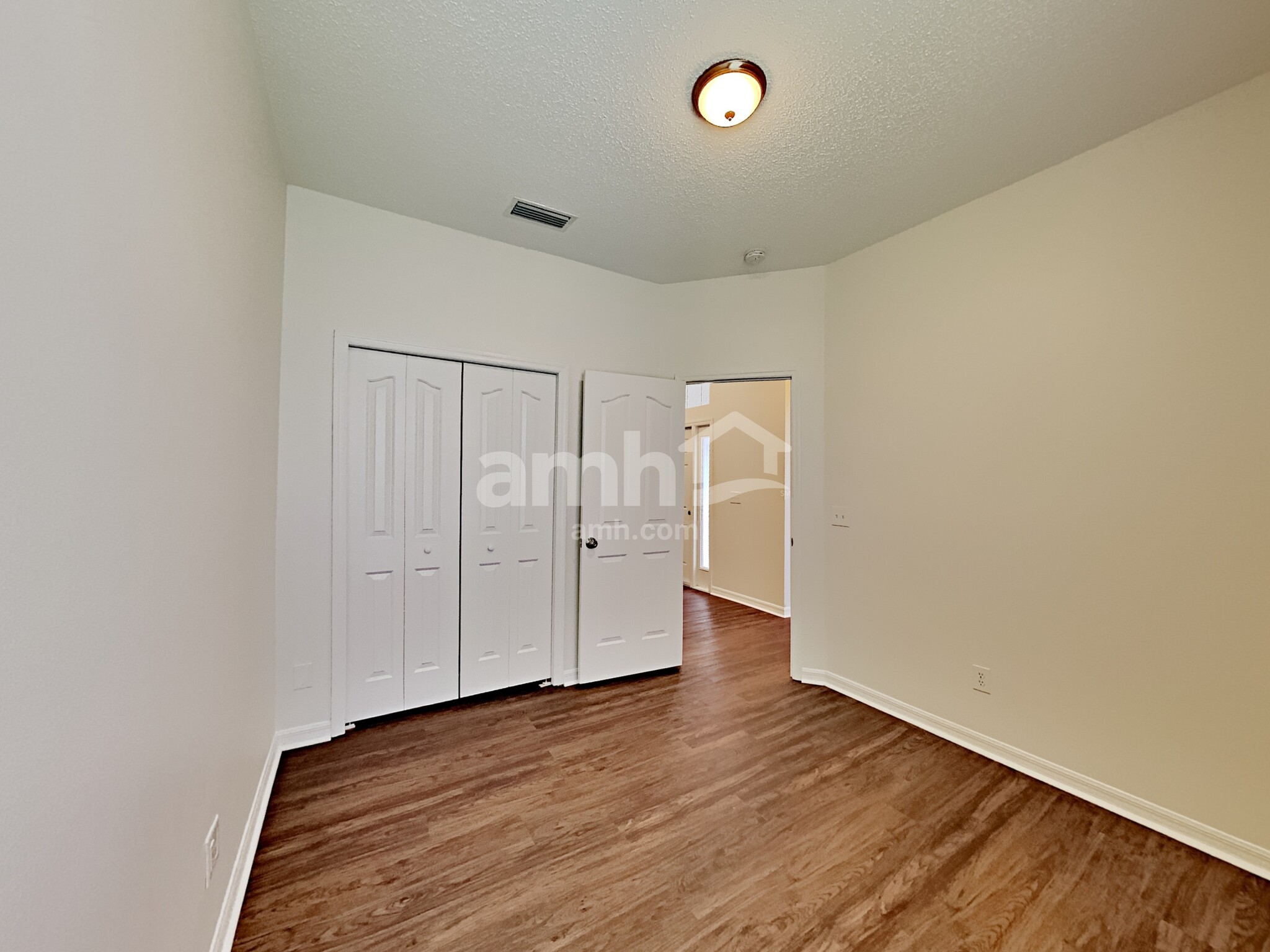 Building Photo - 19141 Meadow Pine Dr