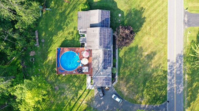 Building Photo - 2224 White Tail Ct