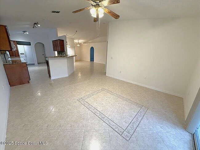 Building Photo - 1781 Brookshire Cir