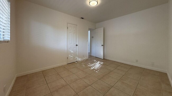 Building Photo - 12704 California St