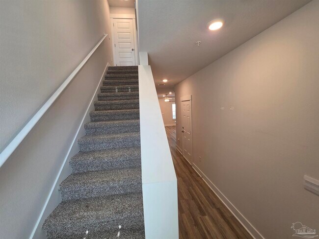 Building Photo - 9525 Nature Crk Cir