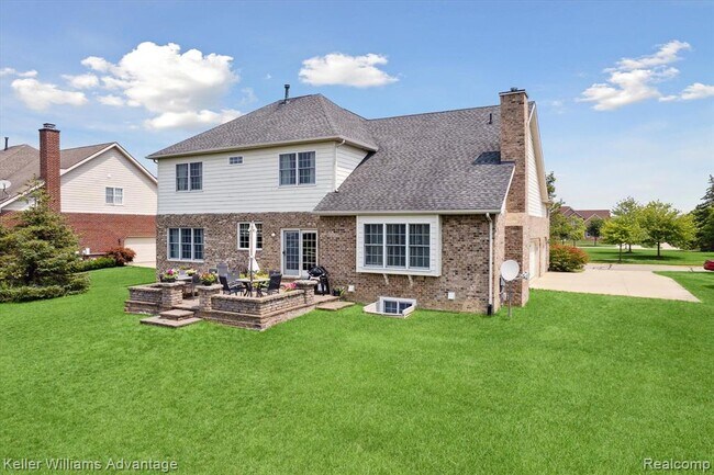 Building Photo - 24323 Bellingham Dr