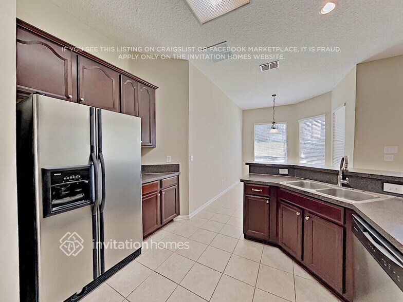 Building Photo - 353 Sparrow Branch Cir