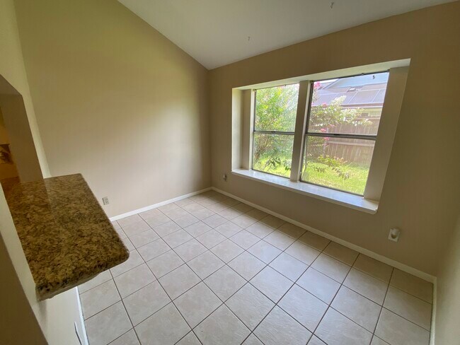 Building Photo - 15811 Part Dr