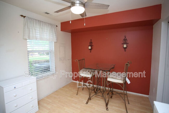 Building Photo - 2116 Harbour Dr