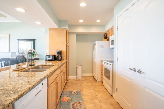 Building Photo - ONLY A COUPLE MONTHS LEFT - CALL FOR AVAILABILITY