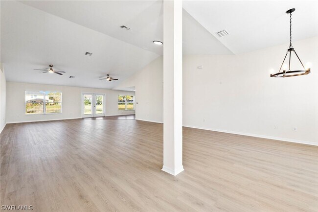 Building Photo - 4BR Home in Gated Town Lakes Community with Lake View