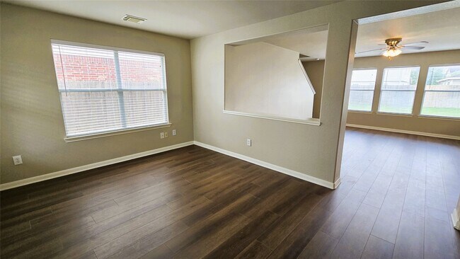 Building Photo - 29303 Legends Hill Dr