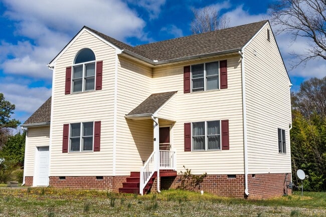 Building Photo - 7118 Pony Cart Dr