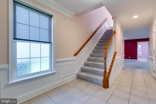 Building Photo - 2415 Terra Cotta Cir