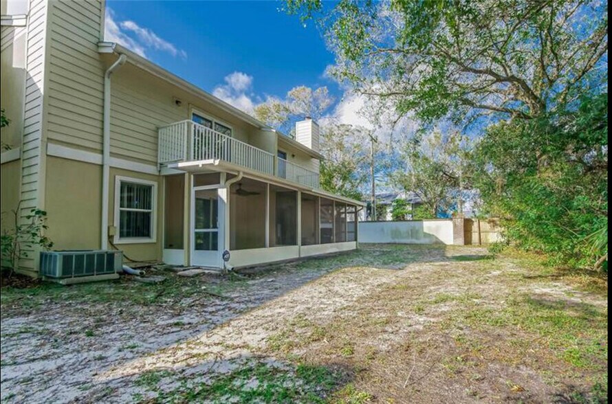Building Photo - 11239 Cedar Hollow Ln