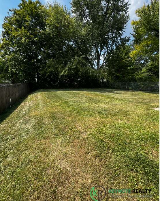 Building Photo - 125 Teakwood Ln