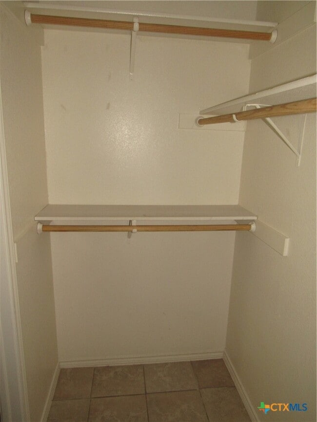 Building Photo - 4301 Elms Run Cir