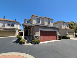 Building Photo - 564 Primitivo Ct
