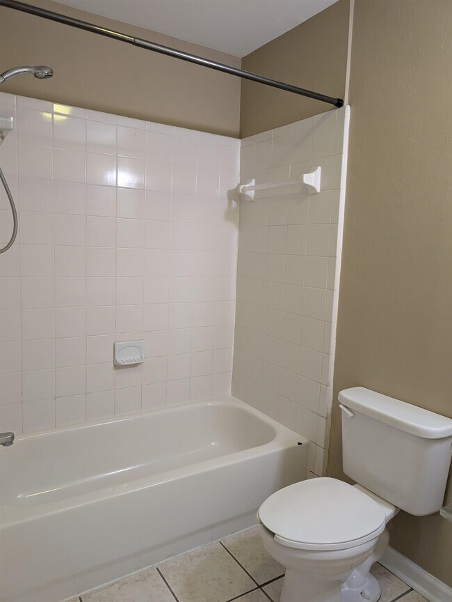 Building Photo - 4250 Augustus Oak Ct