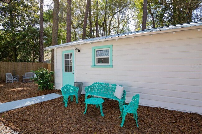 Building Photo - 1435 NW 7th Ave