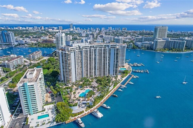 Building Photo - 9 Island Ave