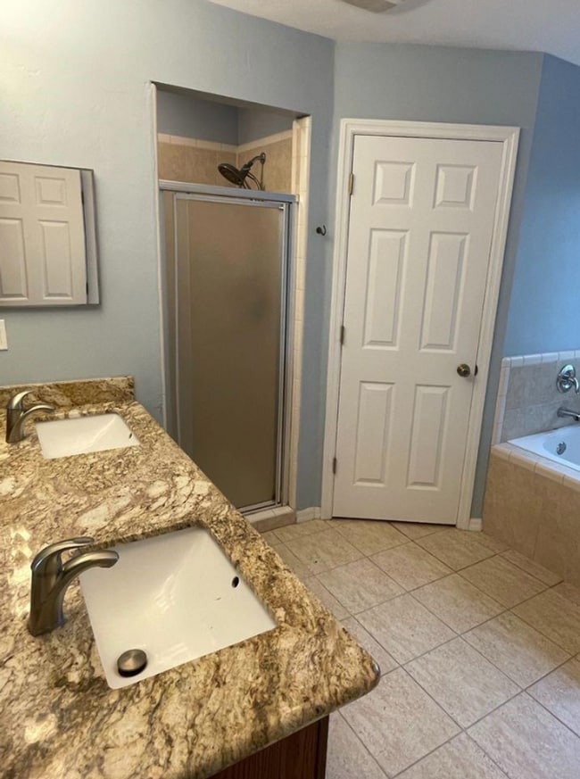 Building Photo - Beautiful 3/2 Home in Longleaf Available Now!