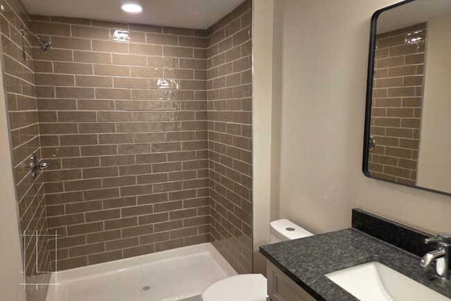 Building Photo - 1257 N 6th St