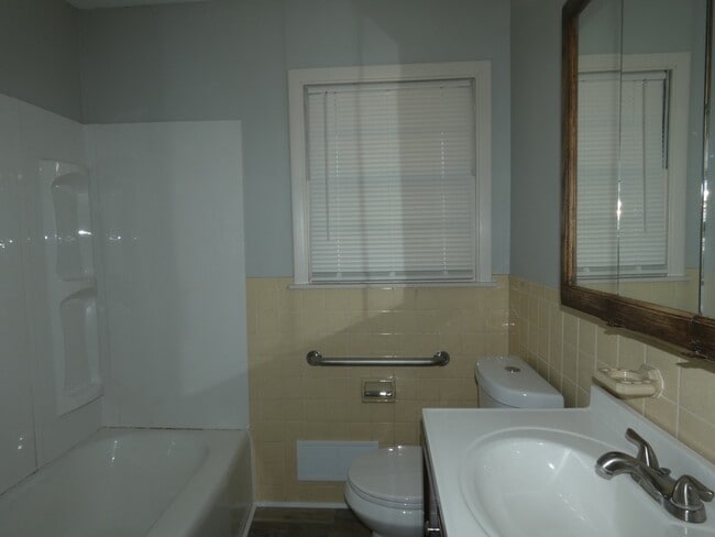 Building Photo - 4801 NW 61st St